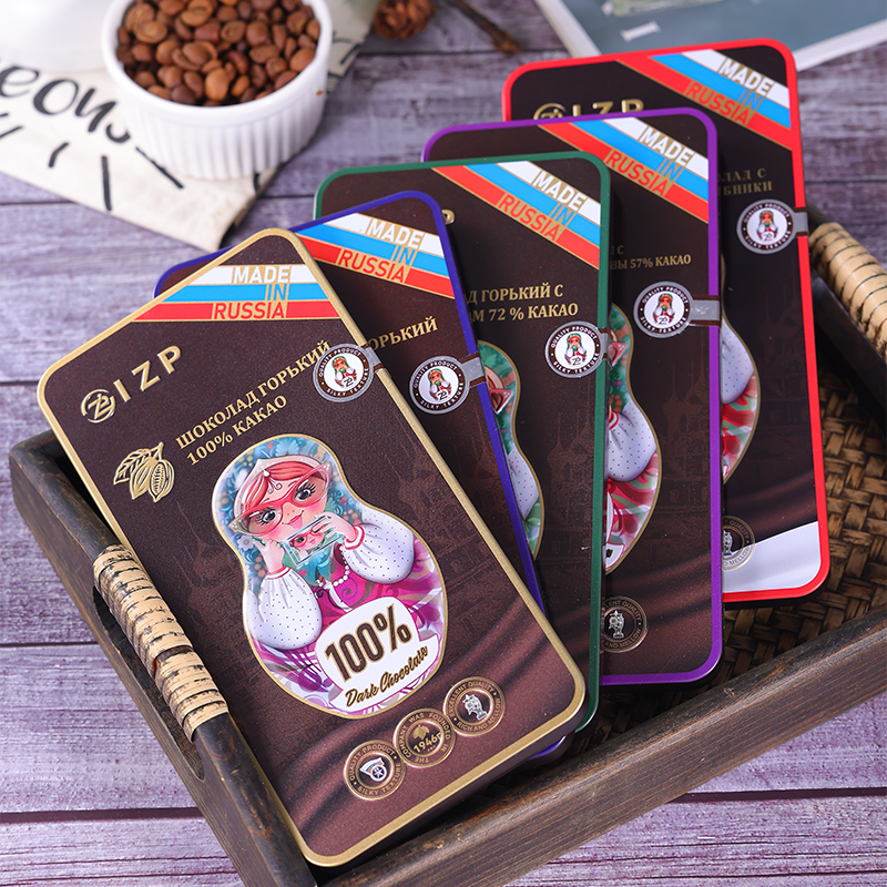 俄罗斯进口铁盒装套娃黑巧克力榛仁草莓味可可脂健身礼盒装零食品