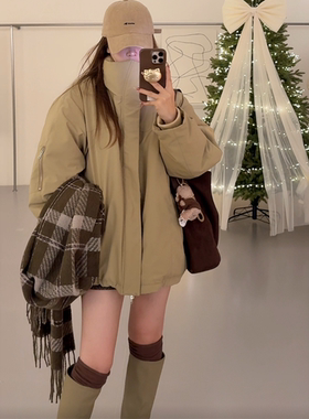 NN家秋冬加厚女立领冲锋衣羽绒外套拉链设计新国标90白鸭绒9848