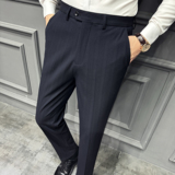 藏青色