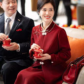 红色妈妈礼服2025秋冬两件套年轻气质喜婆婆时尚 连衣裙 气质婚宴装