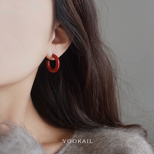 9折 安可拉红C形素圈耳环2025新款爆款高级感耳饰酒红耳钉滴釉