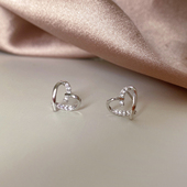 耳钉2024年新款 潮爱心女夏纯银高级感气质女小巧精致小众设计感