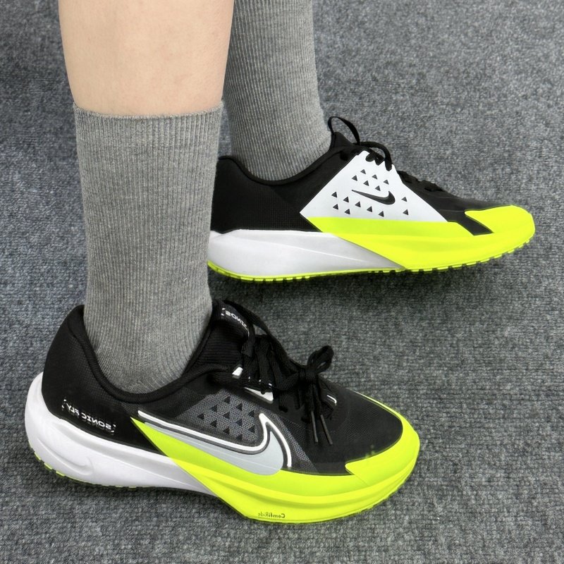 25新款Nike耐克超音速号男女童大童专业跑步鞋透气耐磨软弹FZ0017