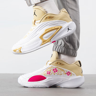 耐克男子运动休闲训练缓震篮球鞋