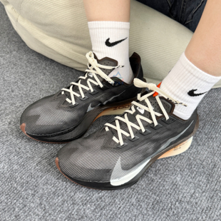 NIKE耐克男子ZoomX马拉松竞速减震透气跑步鞋 IH4453 新款 25秋季