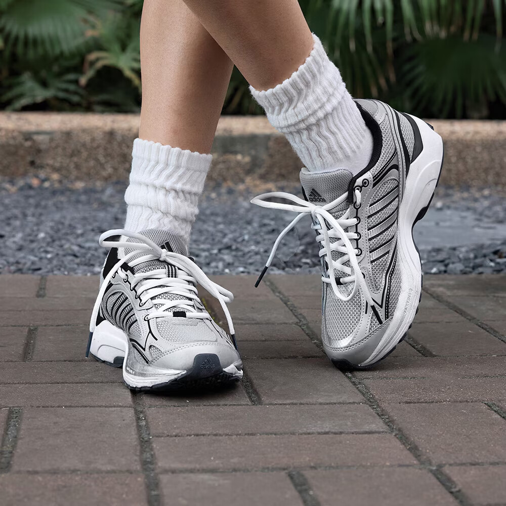 阿迪达斯男女运动鞋经典跑步鞋