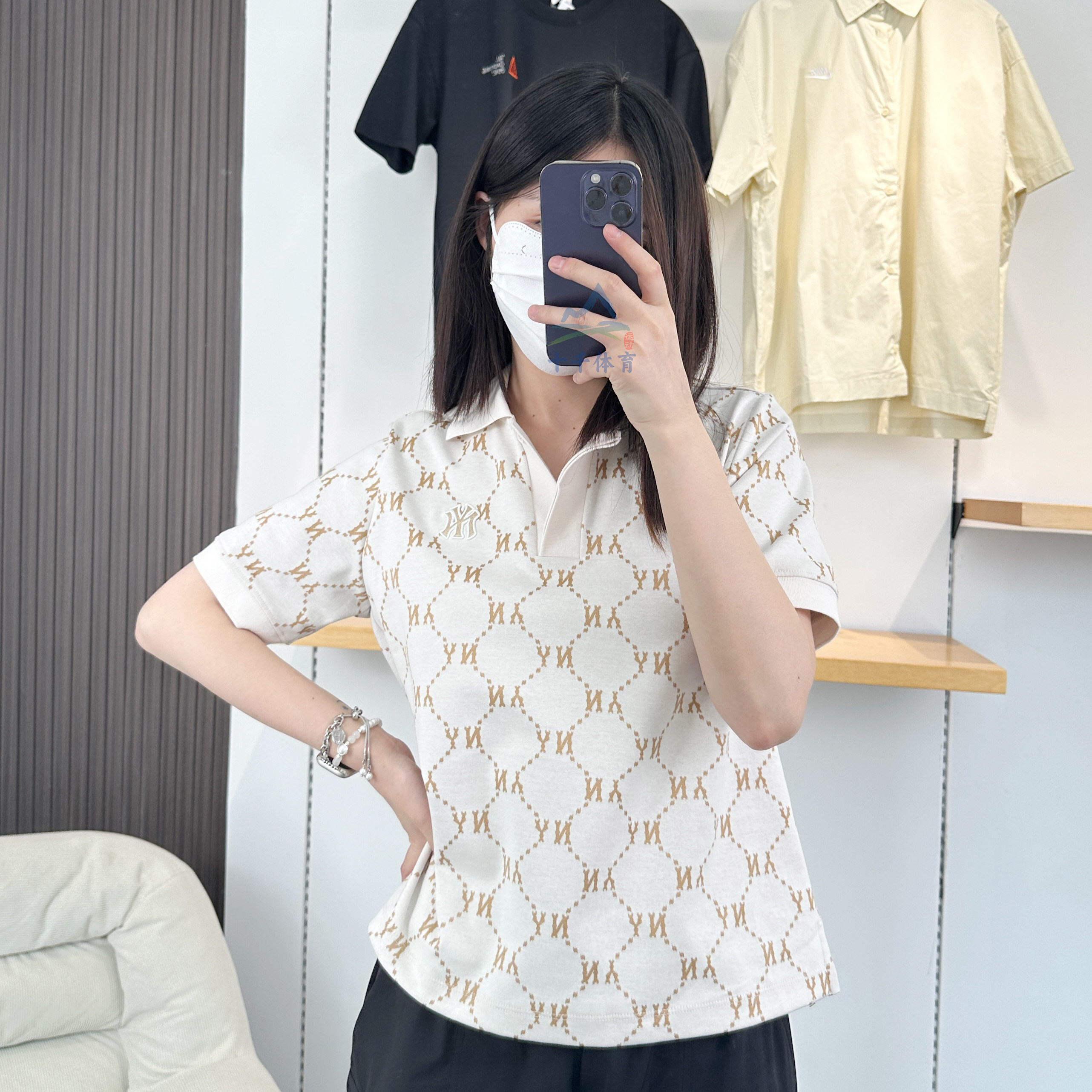 25新款MLB女款短袖NY复古钻石老花满印polo衫运动T恤3FPQM0253,运动服/休闲服装,运动POLO衫,淘宝优惠券,粉丝福利购,淘宝优惠卷