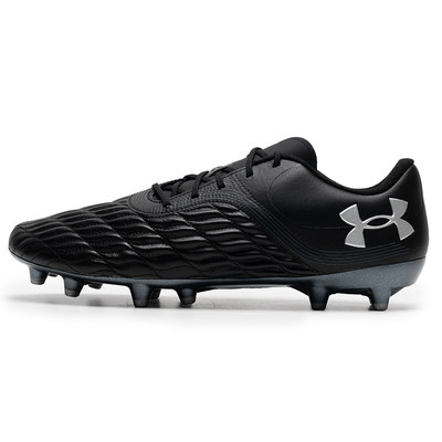 安德玛男子耐磨足球鞋