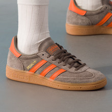 25新款adidas阿迪达斯三叶草男女低帮板鞋运动鞋JR3846/JR3844