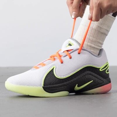 耐克儿童中帮透气实战篮球鞋