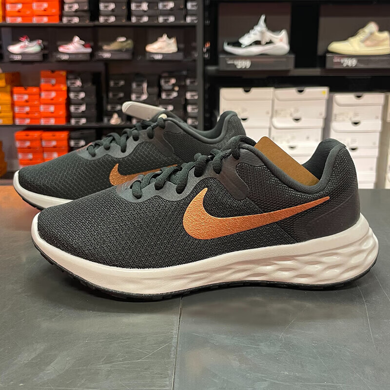 Nike耐克女轻便透气跑步运动鞋