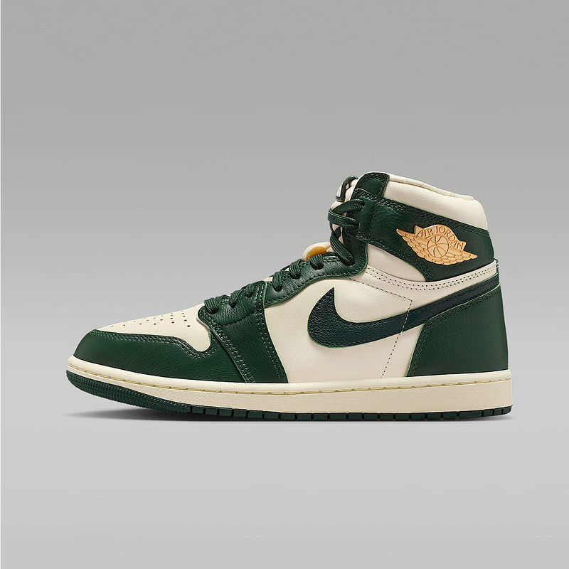 25秋季新款Jordan耐克乔丹AJ1复刻女子运动鞋板鞋高帮缓震FD2596