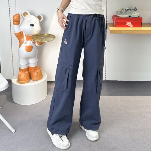 Nike耐克女防晒工装长裤户外宽松