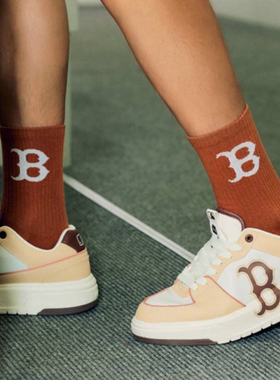 MLB情侣袜子男女NY复古老花满印高筒袜一双装透气运动袜3ASOM032N