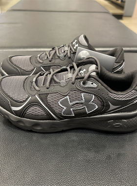 UA安德玛新款女子Charged Vantage缓震透气休闲运动跑步鞋3028449