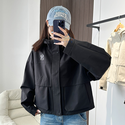 MLB女子短款冲锋衣外套运动夹克