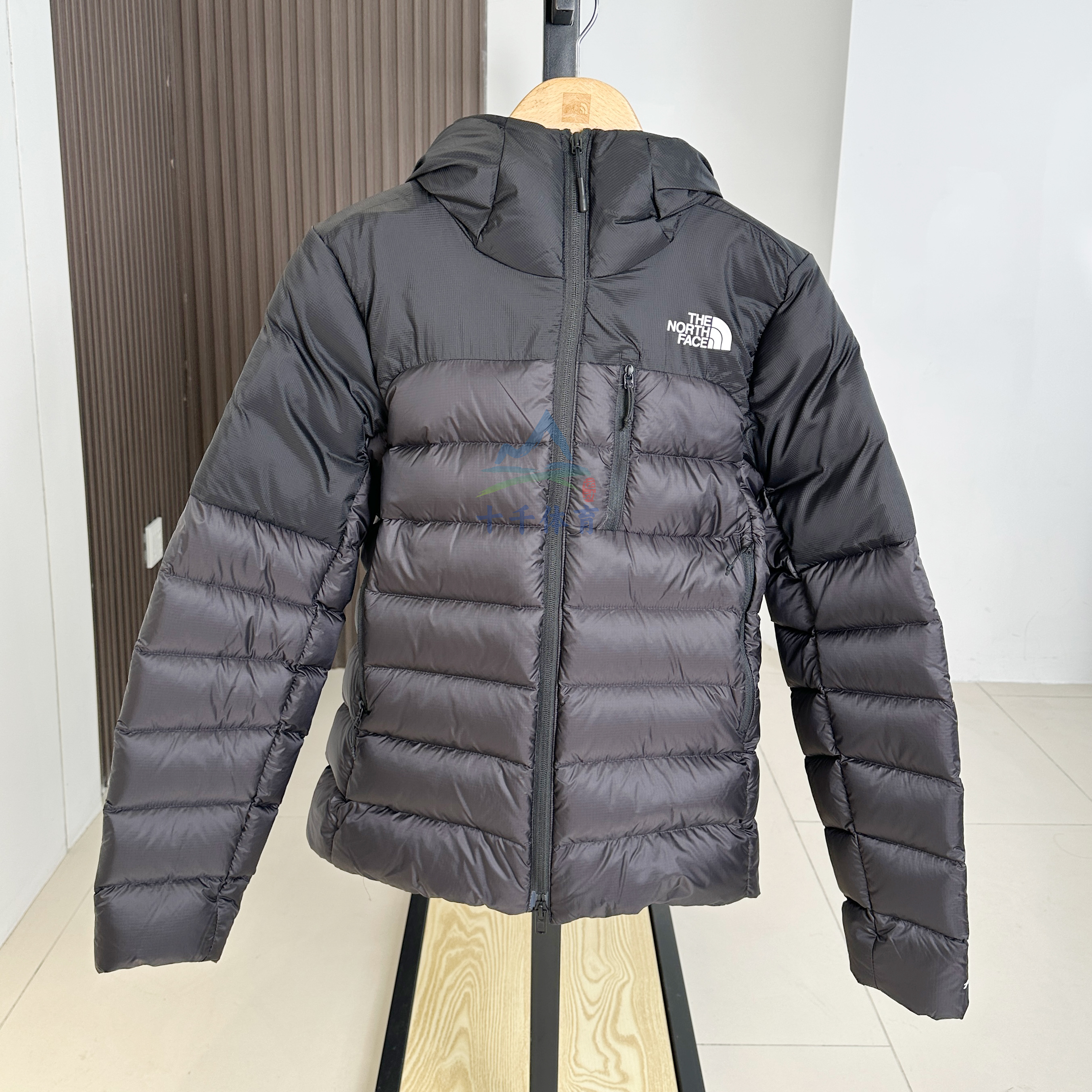 北面Kalix防泼水女子保暖羽绒服