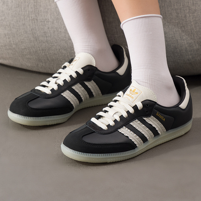 阿迪达斯三叶草女运动T头德训鞋