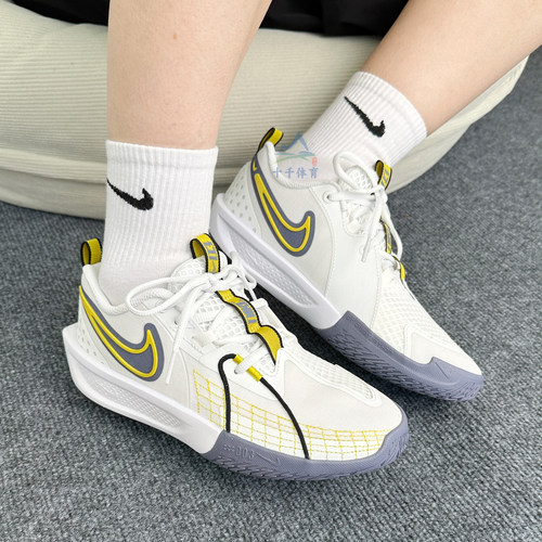 Nike耐克大童缓震运动实战篮球鞋