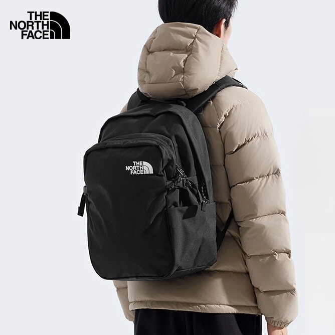 北面户外25L旅游通勤双肩背包