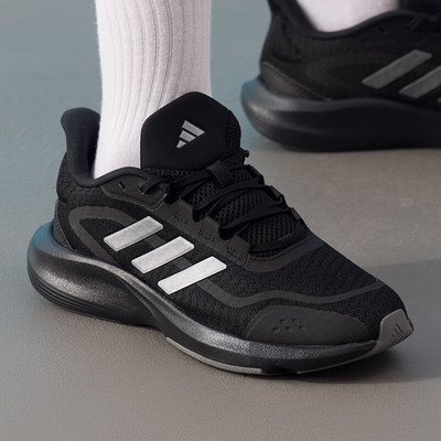 阿迪达斯男女轻便耐磨缓震运动鞋