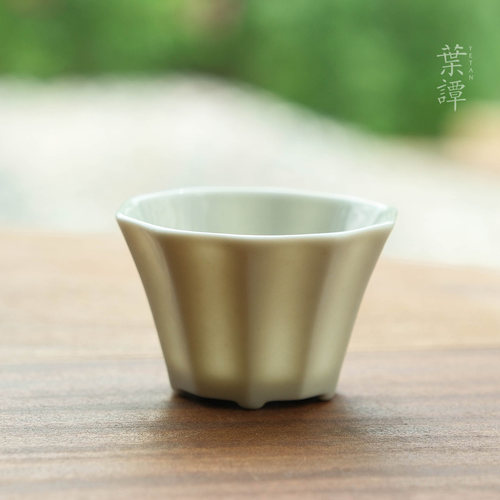 慕古豆青色釉功夫茶杯叶谭陶瓷