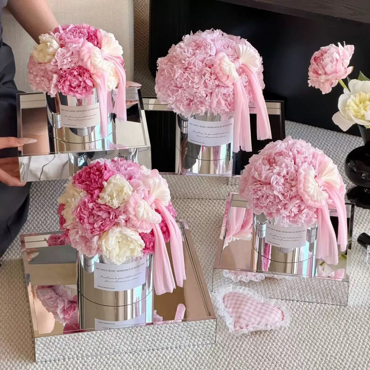 情人节永生花芍药抱抱桶奥斯汀母亲节送女朋友老婆生日礼物摆件