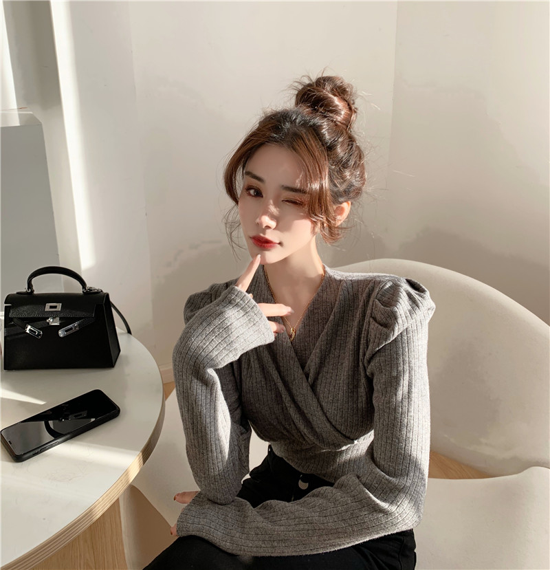 Real price Korean sexy cross V-neck slim long sleeve T-shirt 2021 early spring versatile thickened Jersey