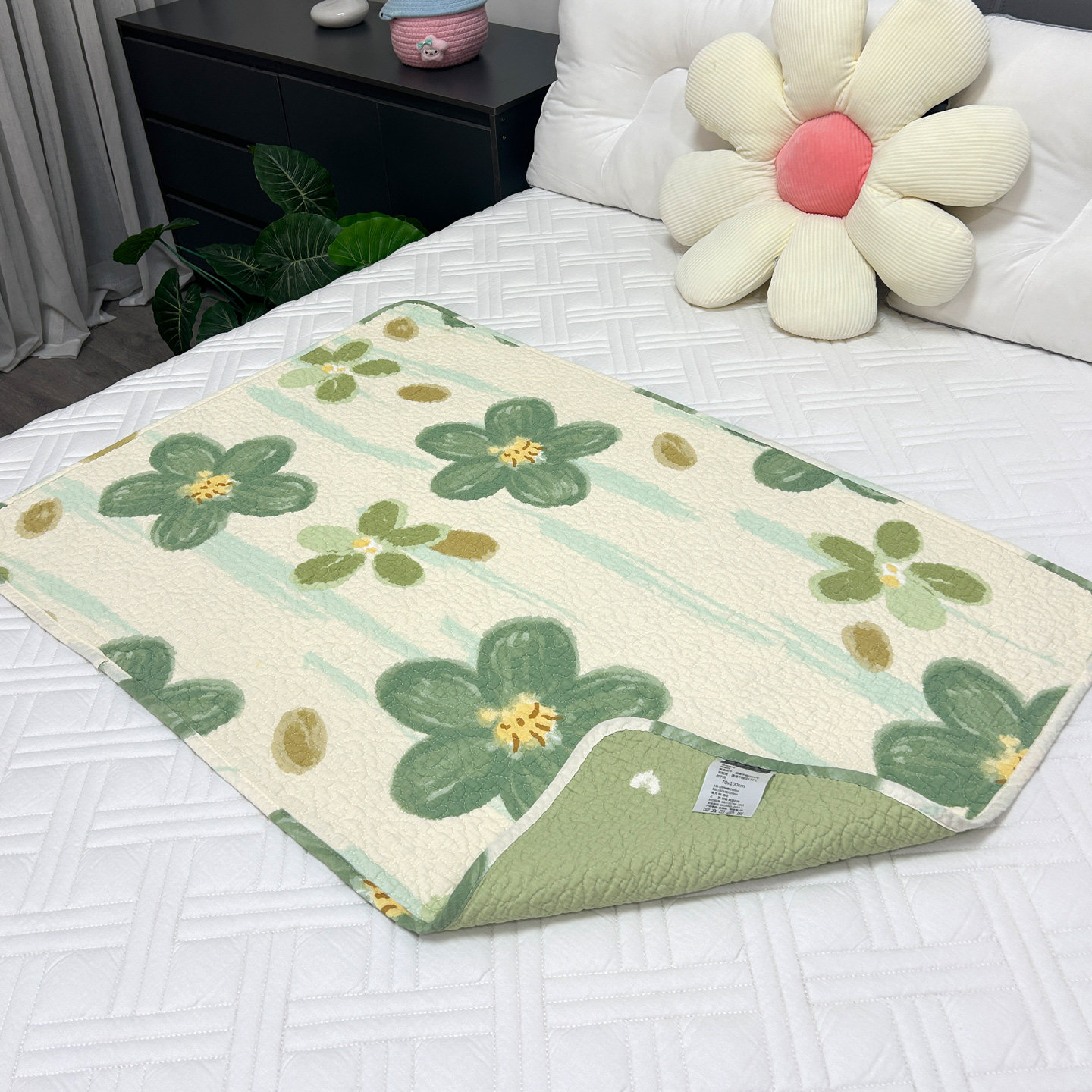 夹棉生理月经期姨妈垫可水洗儿童双面纯棉小床盖多用床褥垫子隔脏,床上用品,床垫/床褥/床护垫/榻榻米床垫,淘宝优惠券,粉丝福利购,淘宝优惠卷