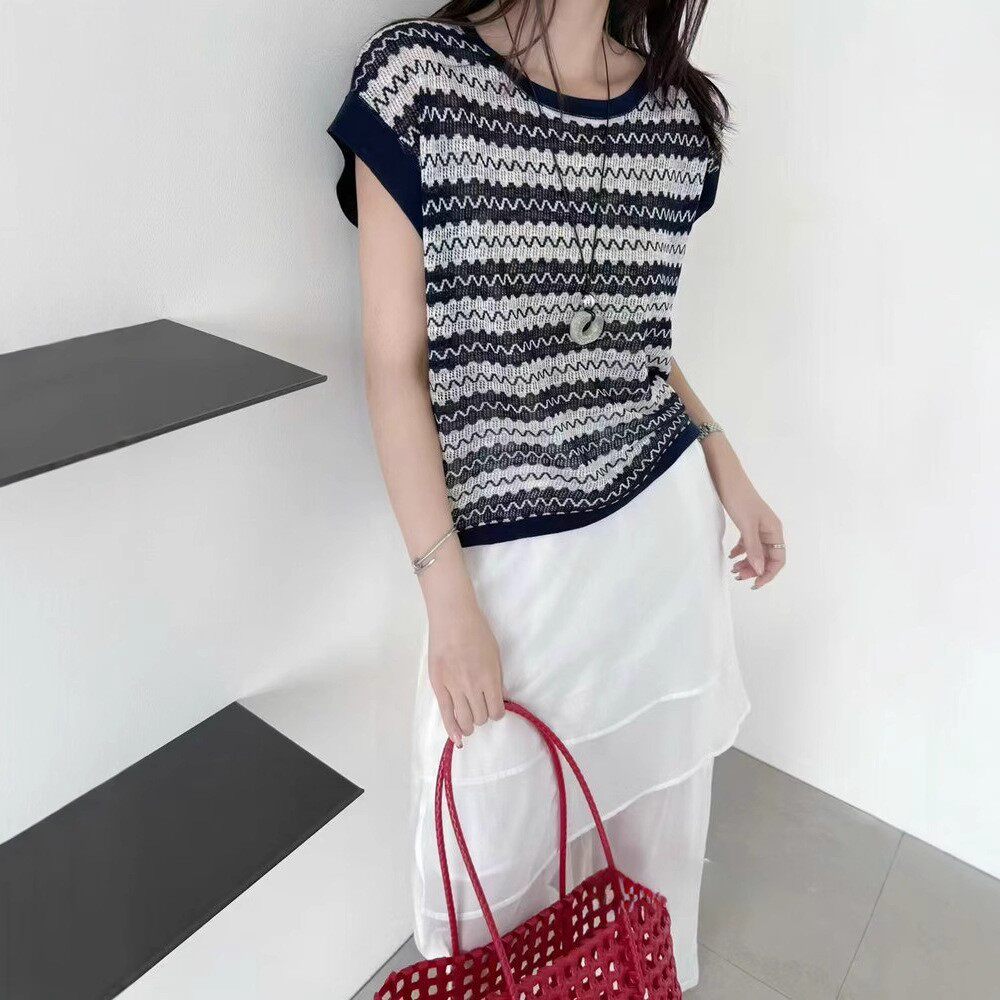 条纹镂空针织无袖上衣女夏设计感小众薄款宽松大码微胖mm圆领T恤
