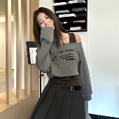 洋气时髦潮酷宽松长袖 字母印花露肩短款 卫衣女时尚 上衣背心两件套