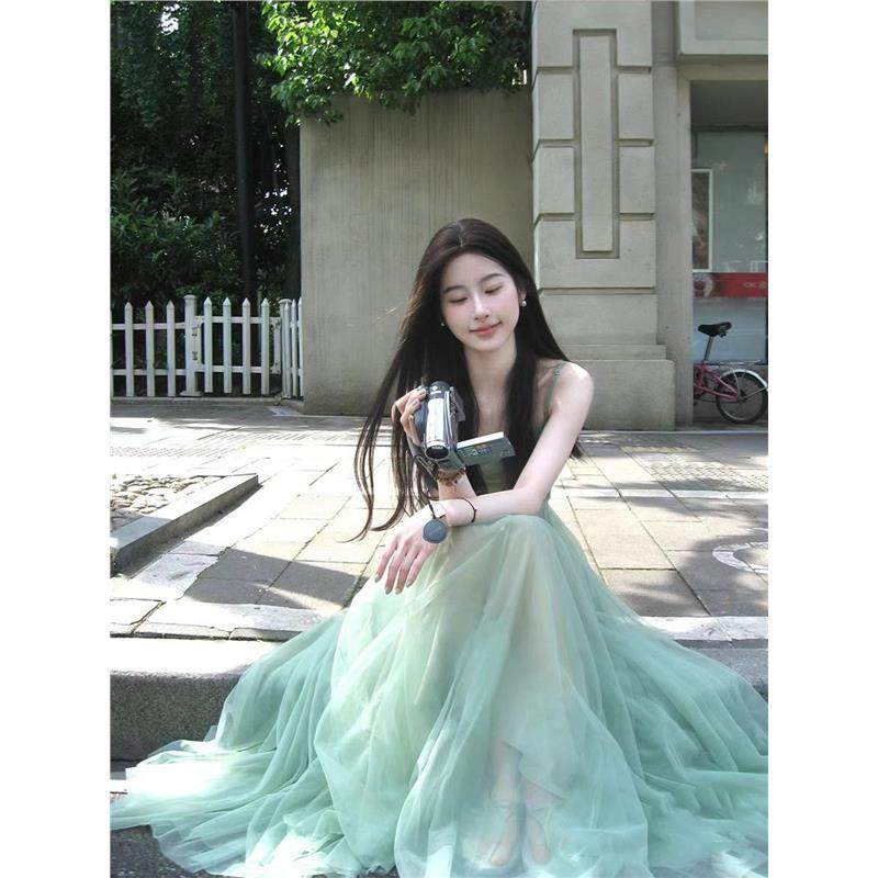 初夏复古吊带绿色精灵网纱氛围感显白飘逸名媛a字海边度假长裙,女装/女士精品,真丝上装,淘宝优惠券,粉丝福利购,淘宝优惠卷