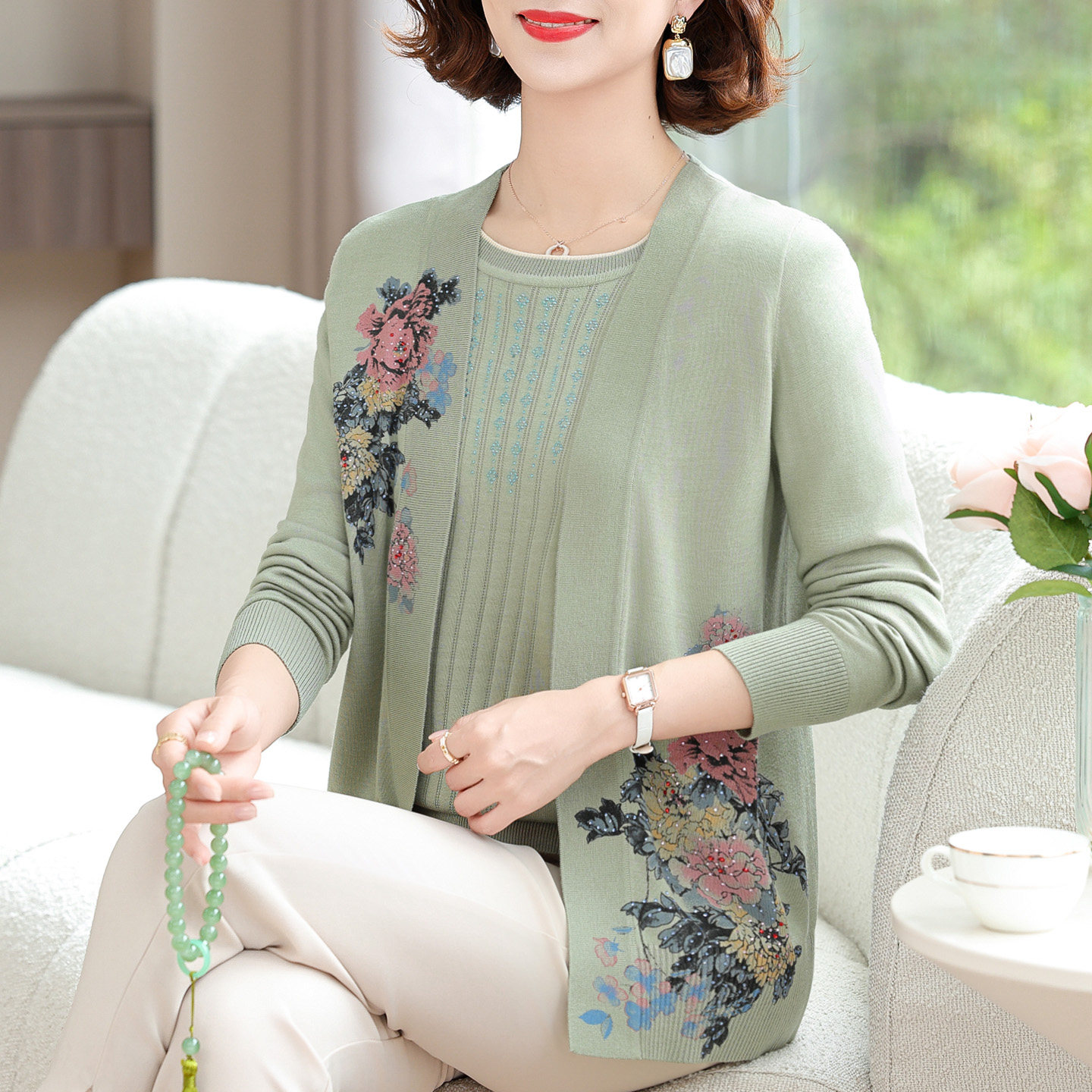 妈妈春季印花针织开衫女两件套中老年加肥加大码洋气冰丝T恤外套