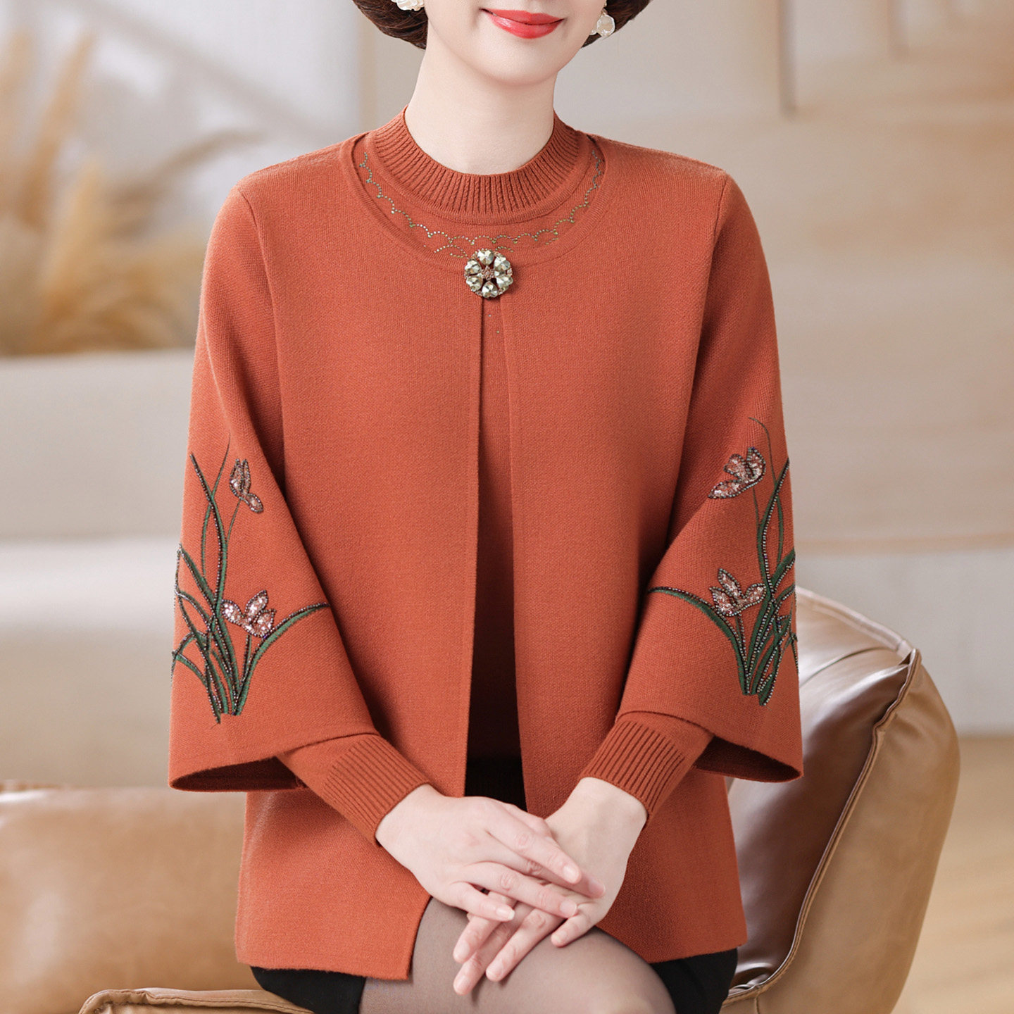 洋气中年妈妈两件套开衫加肥加大码女装秋冬老年人新中式毛衣外套