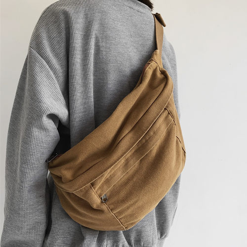 胸包时尚百搭休闲大容量