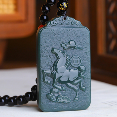 和田玉生肖马玉吊坠马到功成玉牌