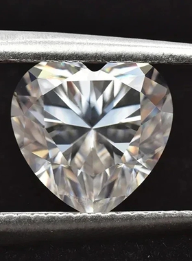 爱心形D色莫桑石裸钻moissanite镶嵌K金首饰八心八箭VVS1异形裸石