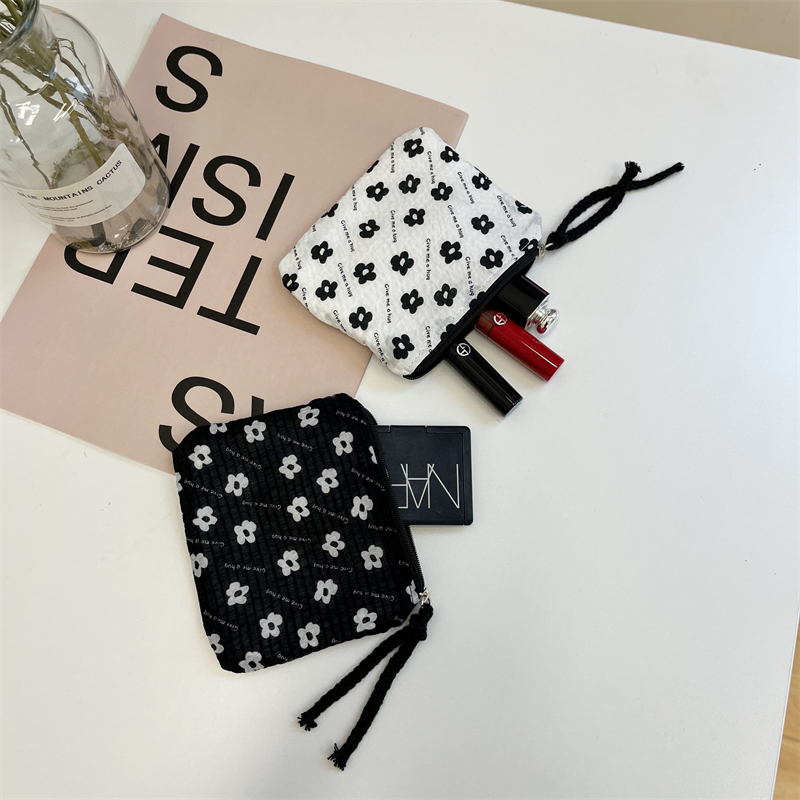 可爱零钱包测试推荐小清新碎花