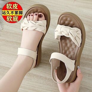 小皮凉鞋不累软底沙滩凉鞋新款百搭脚真夏季2025女香风休闲魔术贴