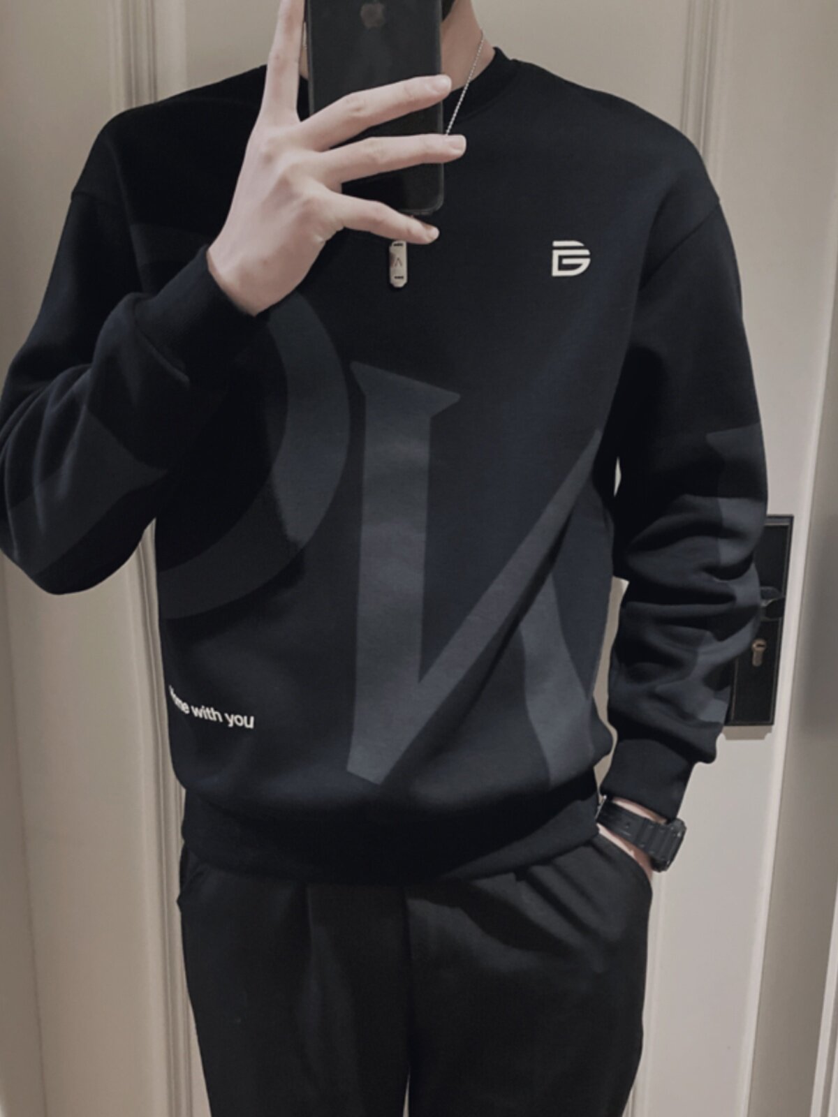 OBOY 봄 가을 신작 편지 프린트 스웨트 셔츠 남성용 한국 스타일 트렌디 한 잘 생긴 라운드 넥 탑 캐주얼 다재다능한 바닥 셔츠