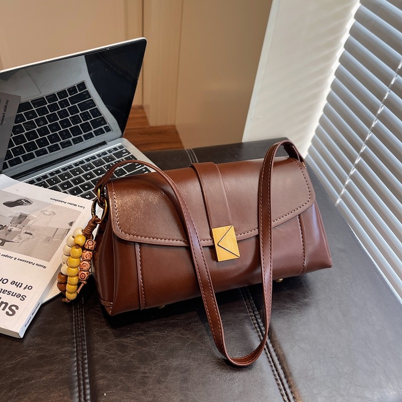 2025新款复古油蜡皮腋下包女小方包单肩斜挎包百搭轻奢小众高级感,箱包皮具/热销女包/男包,腋下包,淘宝优惠券,粉丝福利购,淘宝优惠卷