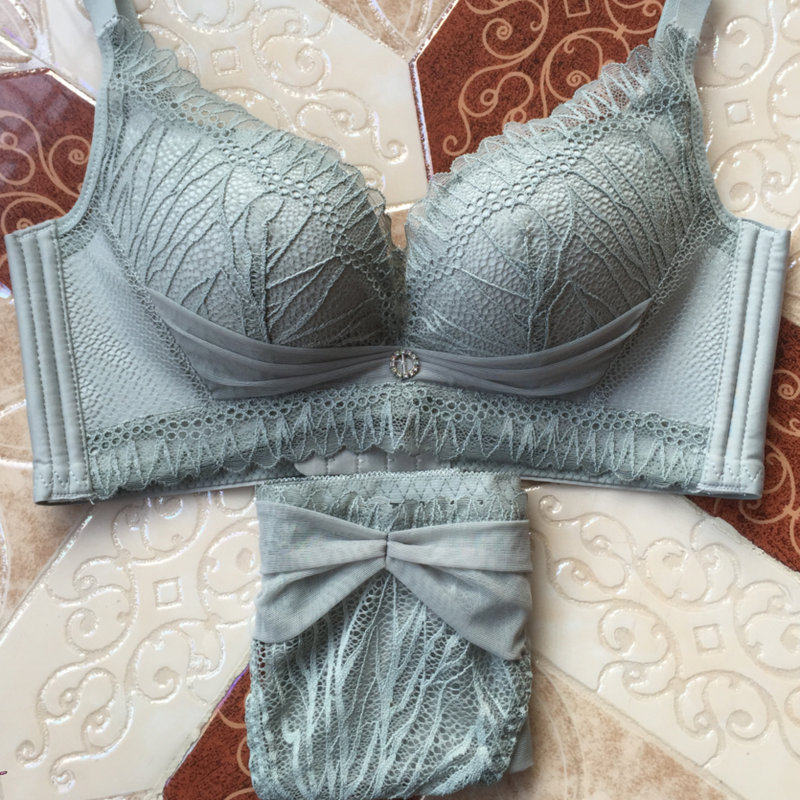 无钢圈内衣套装厚薄款少女士聚拢收副乳性感蕾丝文胸罩调整型无痕