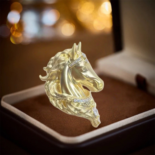 新款优雅高档哑金色马首胸针创意小众高级感镶石生肖马别针男女款