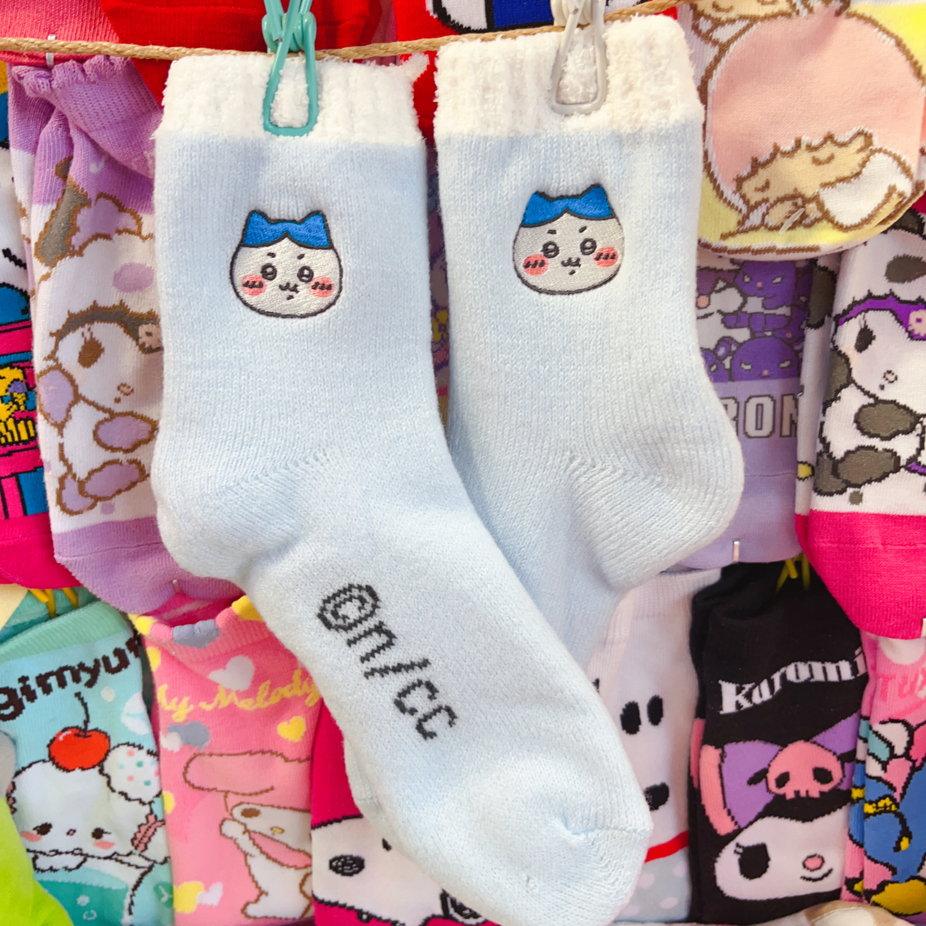 出口日本可爱吉伊卡哇中筒袜女袜女士袜子毛绒袜秋冬加厚珊瑚绒