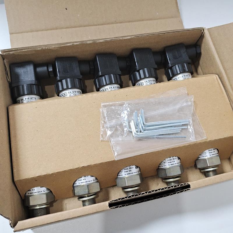 议价德国WIKA压力开关 PSM02 10-120BAR G1/4外螺纹 霍斯曼接头现