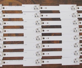 适用原装熊猫LE42C32灯条2013CH420 13Y LVED 3228 05 REV1.0