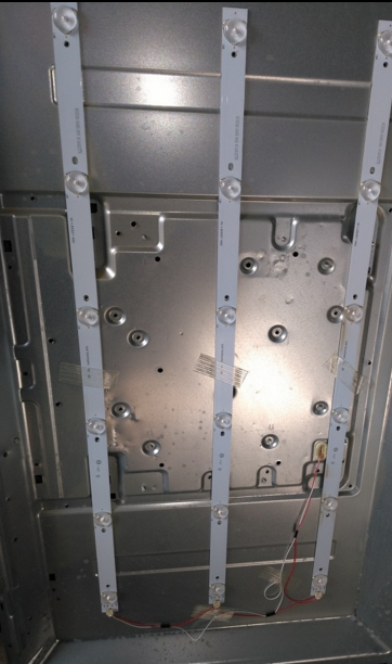 适用全新三洋32CE650LED灯条4C-LB320T-HQ2 屏LVW320CSDX E3