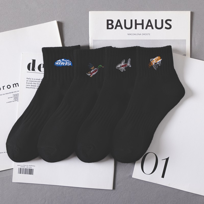 刺绣潮牌图案时尚耐穿