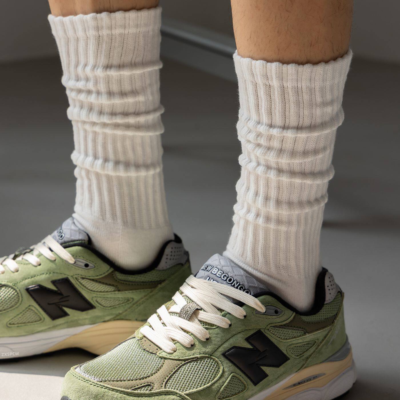 白袜子男士长筒秋冬毛巾底加厚保暖高筒潮流堆堆袜黑色超长小腿袜