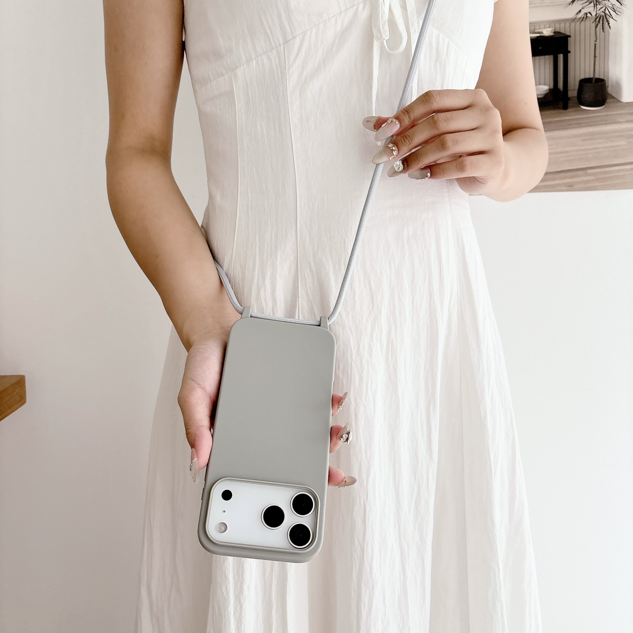 可斜挎挂绳连体苹果17手机壳挂钩